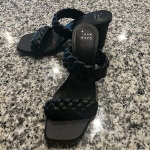 NWOB black braided heeled sandals